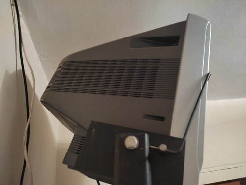 Imagen 4 de 10 de Televisor Sharp Xflat Pantalla Plana 21' Contol Remoto Base