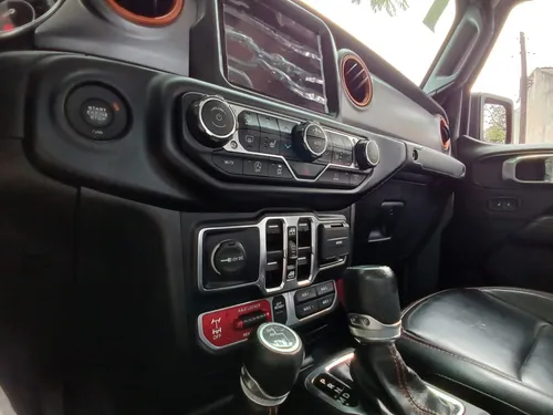 Jeep Gladiator 5p Mojave V6/3.6 Aut