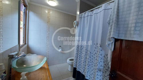 Casa En Venta De 5 Dormitorios En Santo Domingo