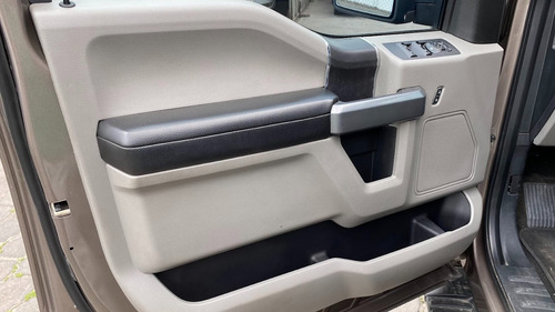 Ford Lobo 5.0l Doble Cabina Xlt V8 4x4 At