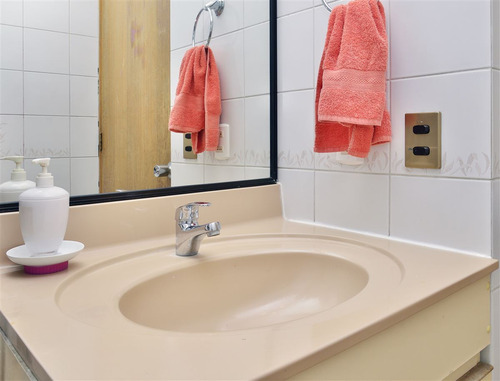 Casa En Venta De 5 Dorm .san Carlos Apoquindo Las Condes