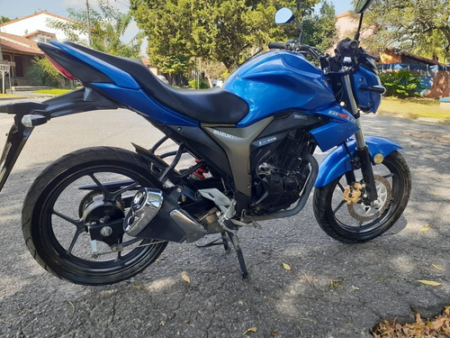 Suzuki Gsx 150 Gixxer Fz / Impecable / Tomo Permuta
