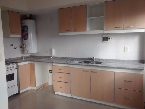 Imagen 4 de 12 de Semipiso En Venta En Lanus Este