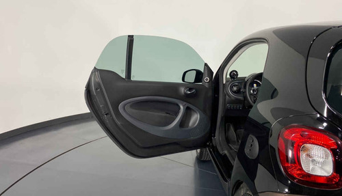 Imagen 13 de 15 de 47994 - Smart Fortwo 2018 Con Garantía