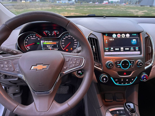 Imagen 9 de 23 de Chevrolet Cruze Ltz+aut
