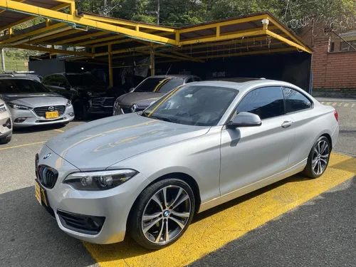 BMW Serie 2 2.0 220i f22