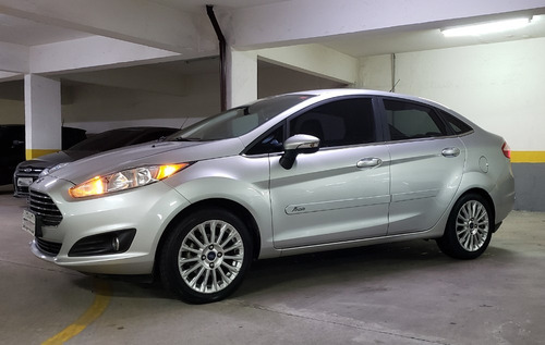 Ford New Fiesta Sedan 2015 1.6 Titanium Flex Powershift