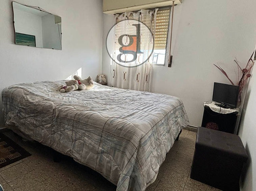 Apartamento En Venta, 2 Dormitorios, Con Jardín En Área Común, San José De Mayo