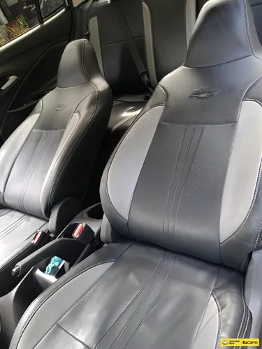 Chevrolet Onix lt