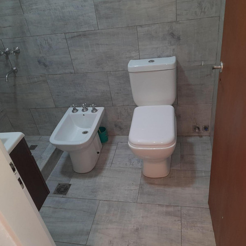 Dúplex En Venta - 2 Dormitorios 2 Baños - Pilar