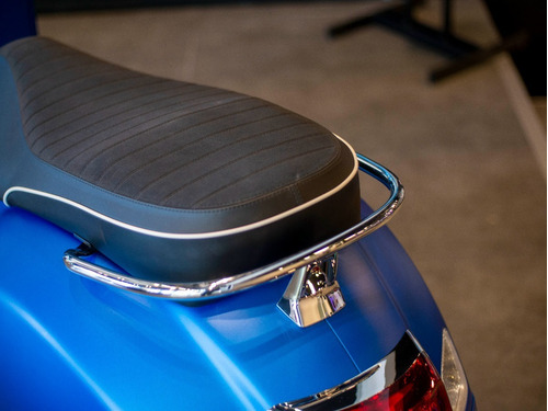 Imagen 21 de 25 de Vespa Gts 300 Super Sport Azul Mate Entrega Inmediata
