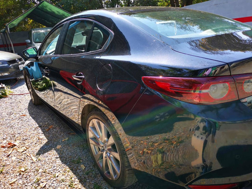 Imagen 3 de 6 de Mazda Mazda 3 2.5 S Sedan At 2019