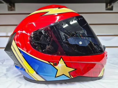Casco Diseño Mujer Maravilla Marca Edge Certificado Dot