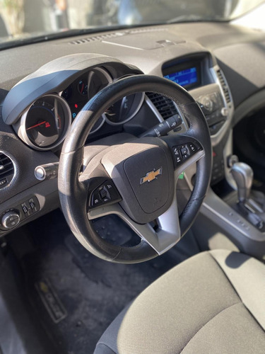 Imagem 8 de 10 de Cruze Lt 1.8 16v Flexpower 4p Aut.