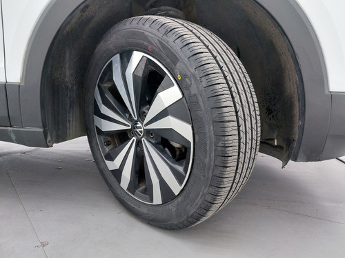 Volkswagen T-Cross 1.0 200 TSI TOTAL FLEX AUTOMÁTICO