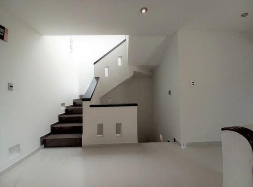 Casa En Venta En Metepec Eo