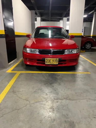 Mitsubishi Lancer 1.6 Glx 5 p