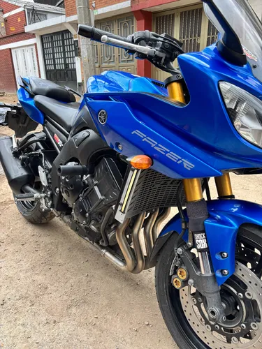 Fazer Fz8