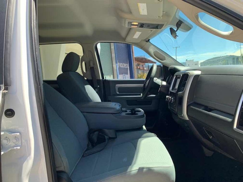 Dodge Ram 1500 Slt V6 Crew Cab 4x4