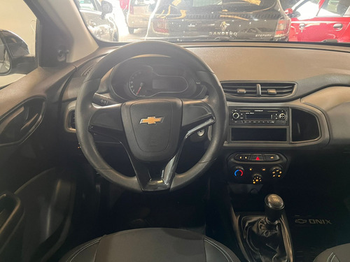 Chevrolet Onix 1.4 Black Edition 1.4
