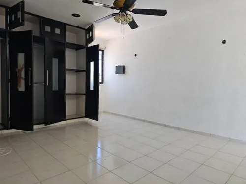 Casa En Venta Con Piscina, En Mérida Yucatán En Paraíso Maya