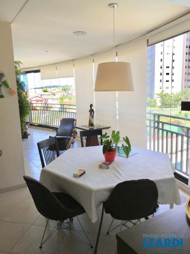 Imagem 1 de 6 de Apartamento - Tamboré - Sp - 585885