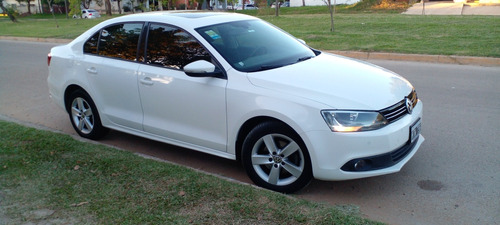 Volkswagen Vento 2.5 Luxury 170cv