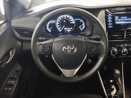Imagem 11 de 14 de Yaris 1.3 16v Flex Xl Multidrive