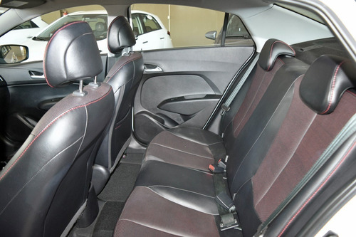 Imagem 7 de 10 de Hyundai Hb20s Ocean