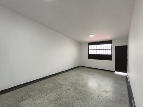 Casa En Arriendo En Lleras Restrepo. Cod A19837