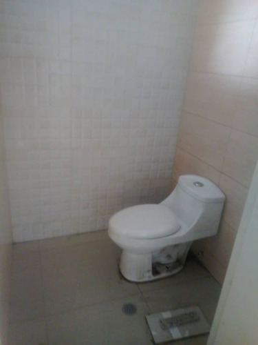 Se Vende Bello Y Lindo Townhouse En Turmero, Urb. Palma Segú