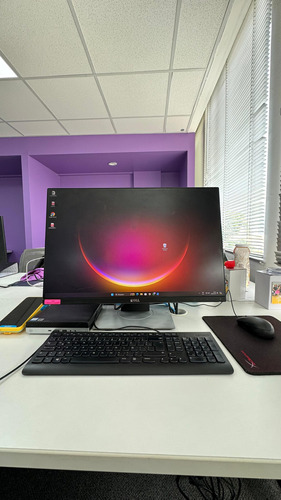 Monitor Dell Ultrasharp U2415 En Color Negro/plateado