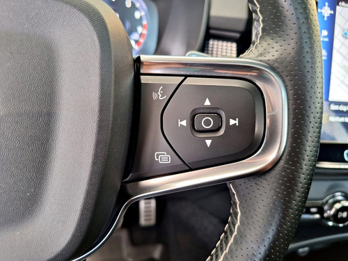 Volvo XC40 2.0 T5 GASOLINA R-DESIGN AWD GEARTRONIC