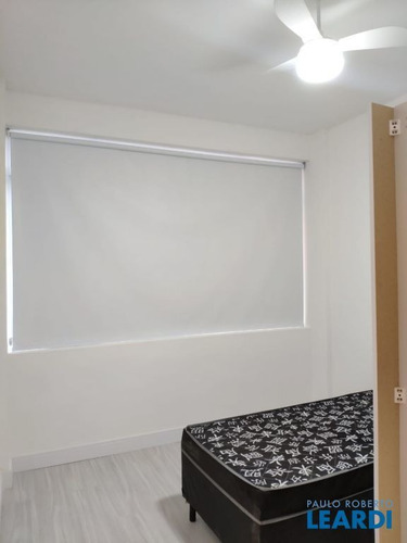 Imagem 3 de 9 de Apartamento - Barra Funda - Sp - 638478