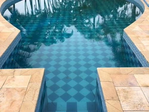 Chácara Com Piscina E 6 Quartos Em Itanhaém/sp 6839-pc