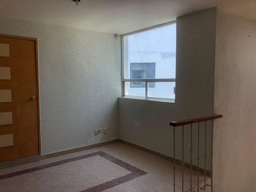 Excelente Casa En Renta En Blvd. Privada Juriquilla, Querétaro