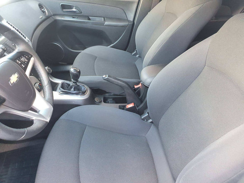 Chevrolet Cruze 1.8 Lt 16v Flex 4p Manual