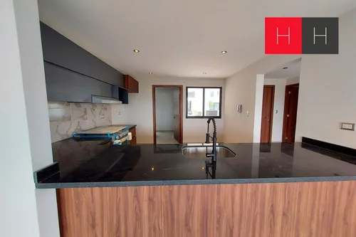 Casa En Venta En Lomas De Angelopolis