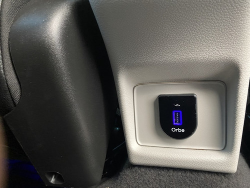 Imagem 2 de 2 de Carregador Automotivo Usb(pode Usar Dos Sois Lados)
