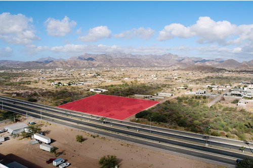 Terreno De 1 Hectárea Sobre El Blv Tetakawi Con Vista Parcial Al Mar