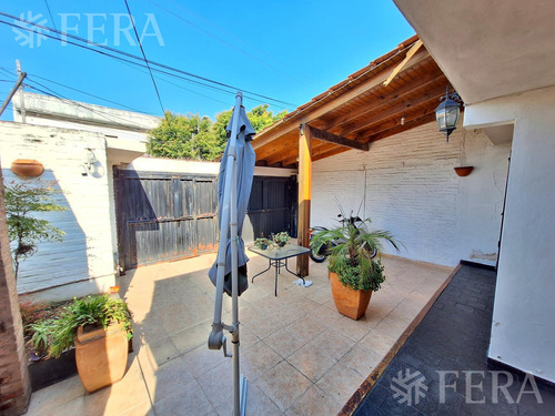 Venta Ph De 3 Ambientes Con Cochera Y Terraza En Sarandí