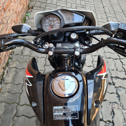 Honda Xr150l 2017 Color Negro En Exelente Estado.