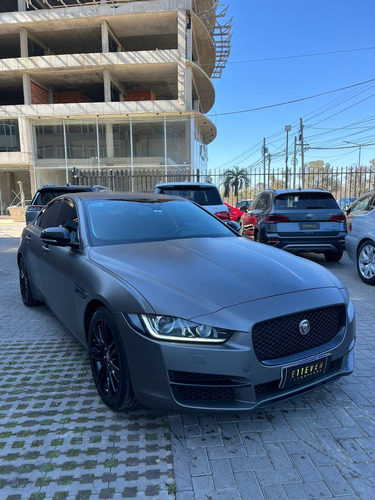 Jaguar XE 2.0 Se 240cv