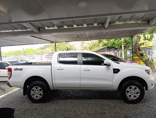 Ford Ranger XLS MT 3.2 DIESEL