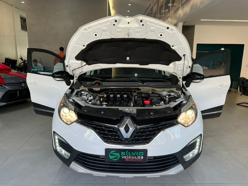 Imagem 10 de 21 de Renault Captur Intense 2.0