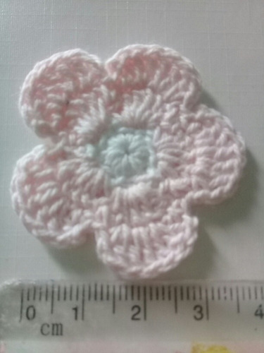 Imagen 10 de 10 de Lote De Flores Tejidas Macrame, De Tela Satinada Y Fieltro