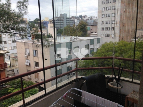 Apartamento De Dois Dormitórios C Dependência - 28-im432305