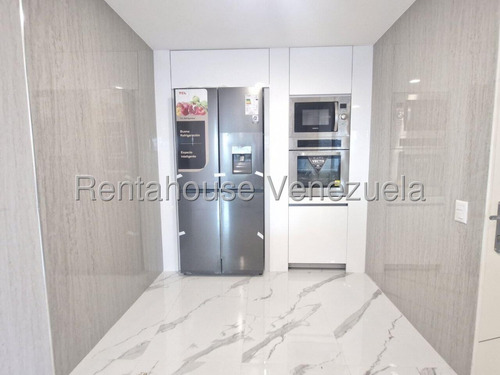 Mb Apartamento (1 Nivel) En Venta En Campo Alegre, Distrito Metropolitano