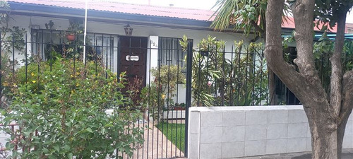 Hermosa Casa En Venta De 3 Dorm. En Rancagua