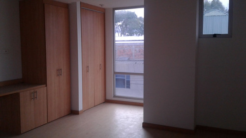 Vendo Apartaestudio Edificio Atika Engativa 304